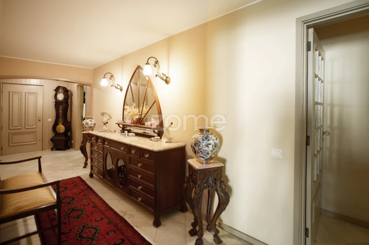 Apartamento T4 para Venda em Aldoar, Foz do Douro e Nevogilde Foto 9