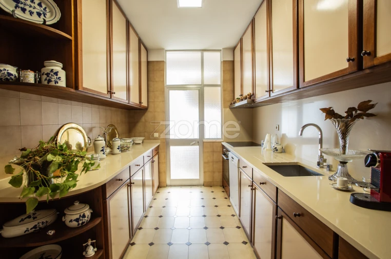 Apartamento T4 para Venda em Aldoar, Foz do Douro e Nevogilde Foto 30