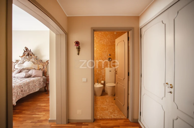 Apartamento T4 para Venda em Aldoar, Foz do Douro e Nevogilde Foto 16