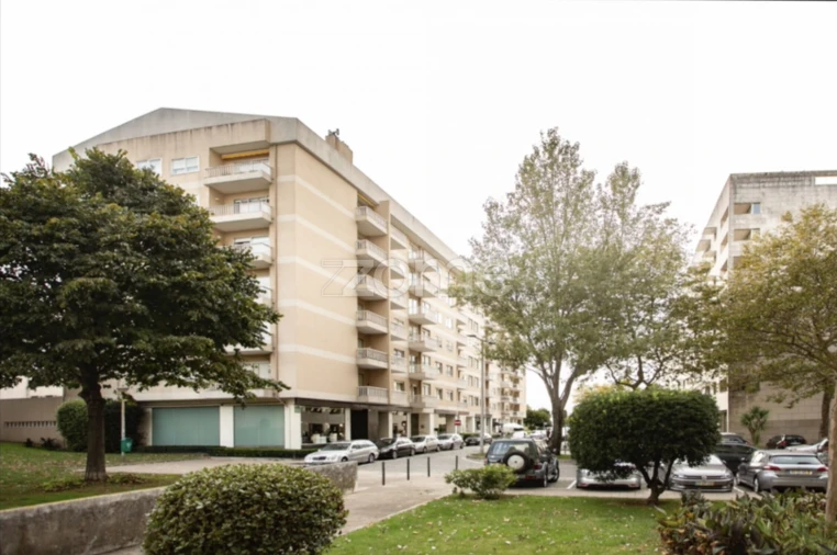 Apartamento T4 para Venda em Aldoar, Foz do Douro e Nevogilde Foto 39