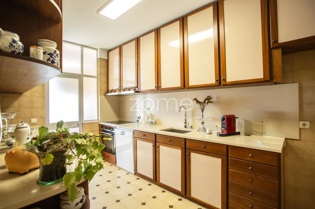 Apartamento T4 para Venda em Aldoar, Foz do Douro e Nevogilde Foto 31
