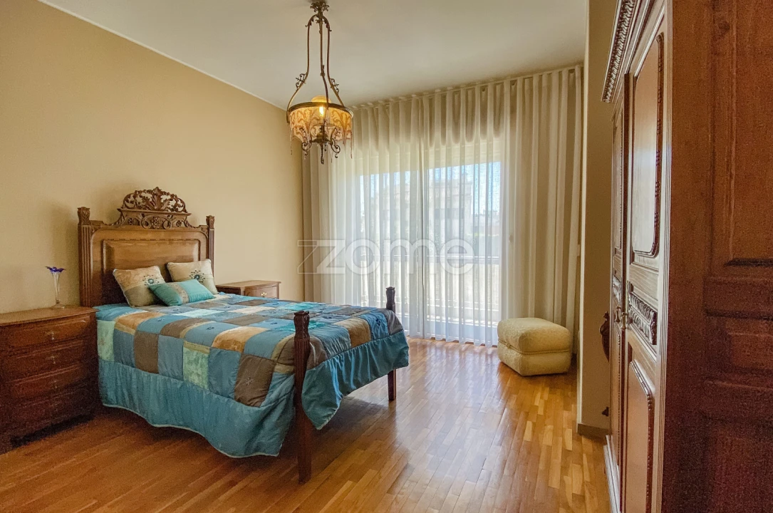 Apartamento T4 para Venda em Aldoar, Foz do Douro e Nevogilde Foto 15