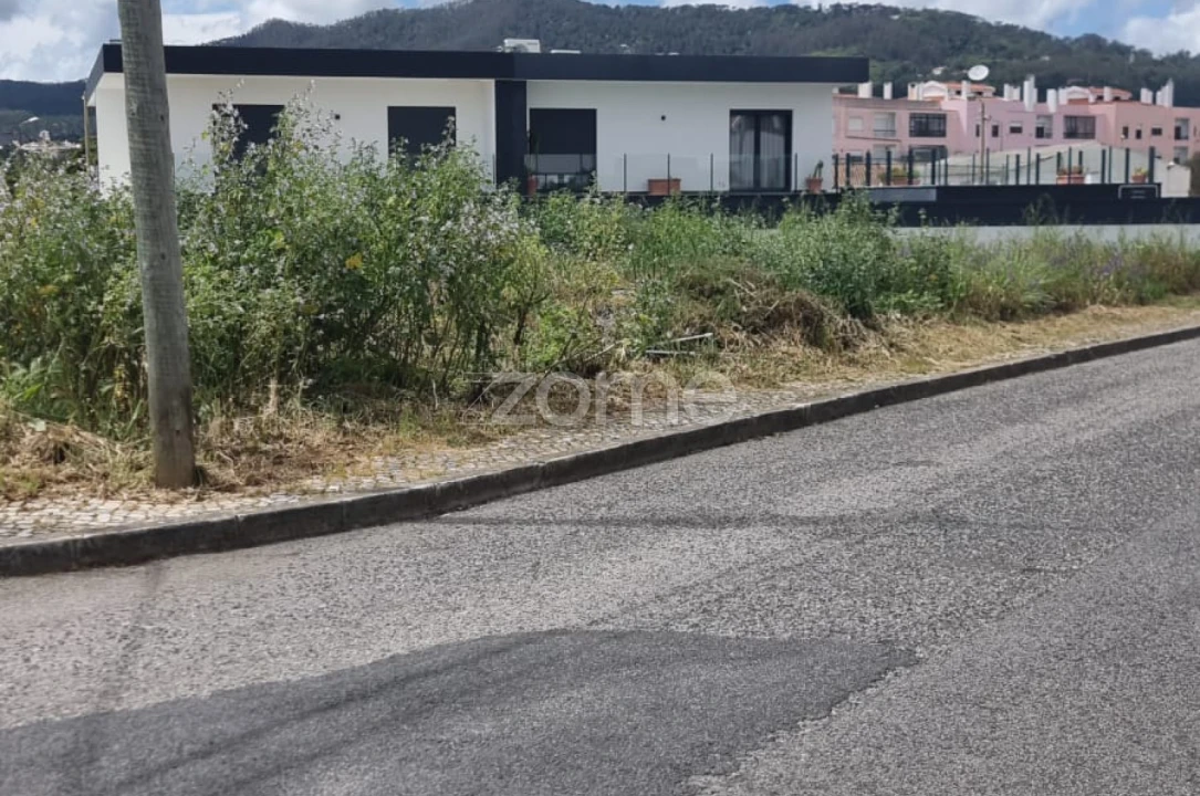 Terreno para Venda em Rio de Mouro Foto 7