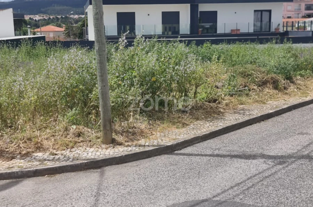 Terreno para Venda em Rio de Mouro Foto 11