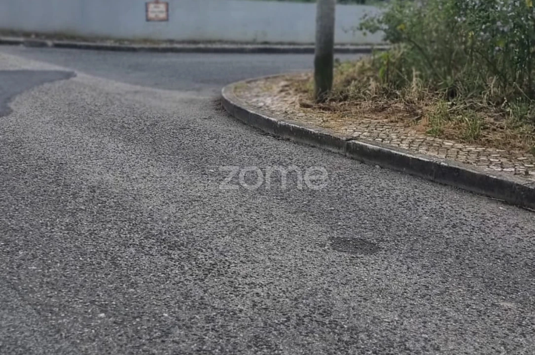 Terreno para Venda em Rio de Mouro Foto 7