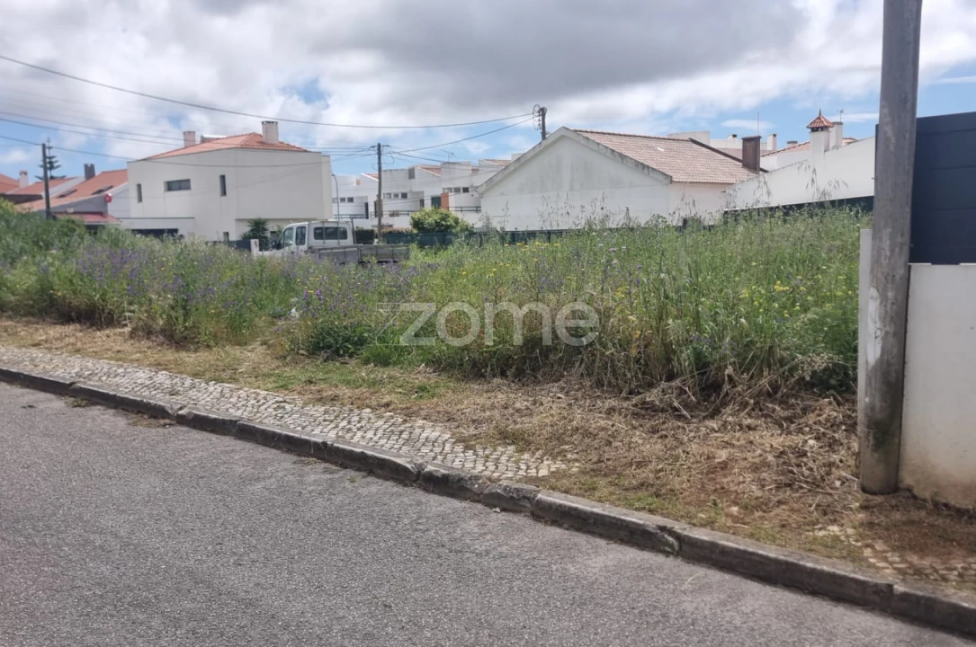 Terreno para Venda em Rio de Mouro Foto 2