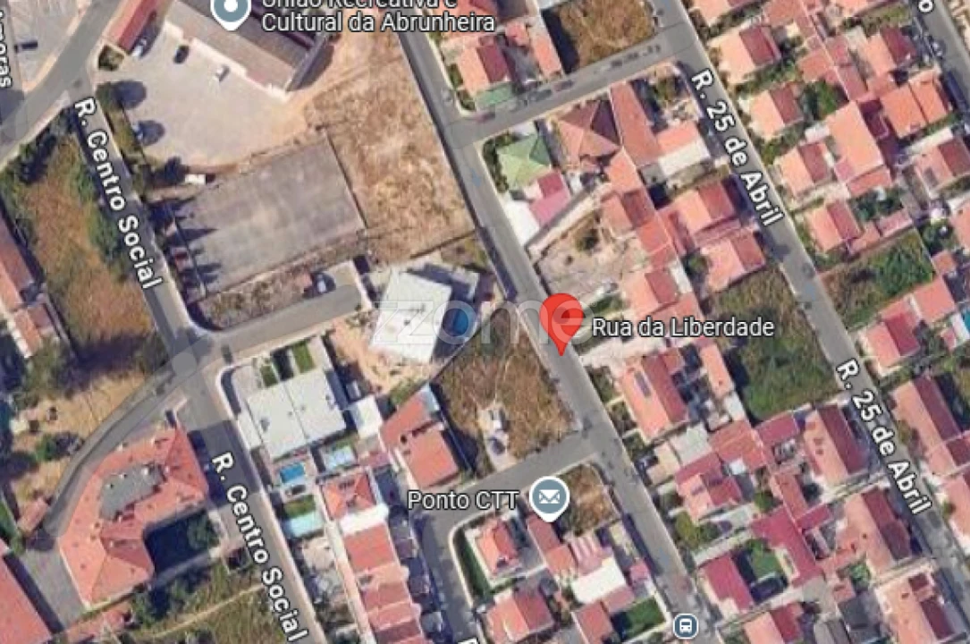 Terreno para Venda em Rio de Mouro Foto 1