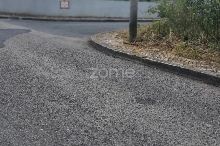 Terreno para Venda em Rio de Mouro Foto 7