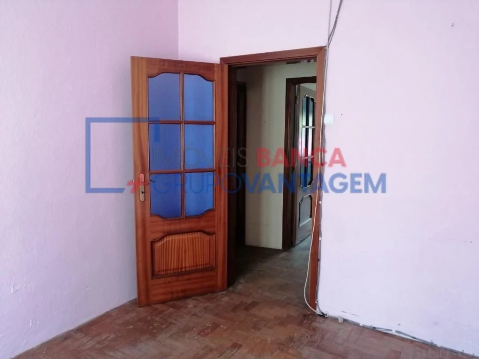 Moradia T7 para Venda em Mouriscas Foto 14