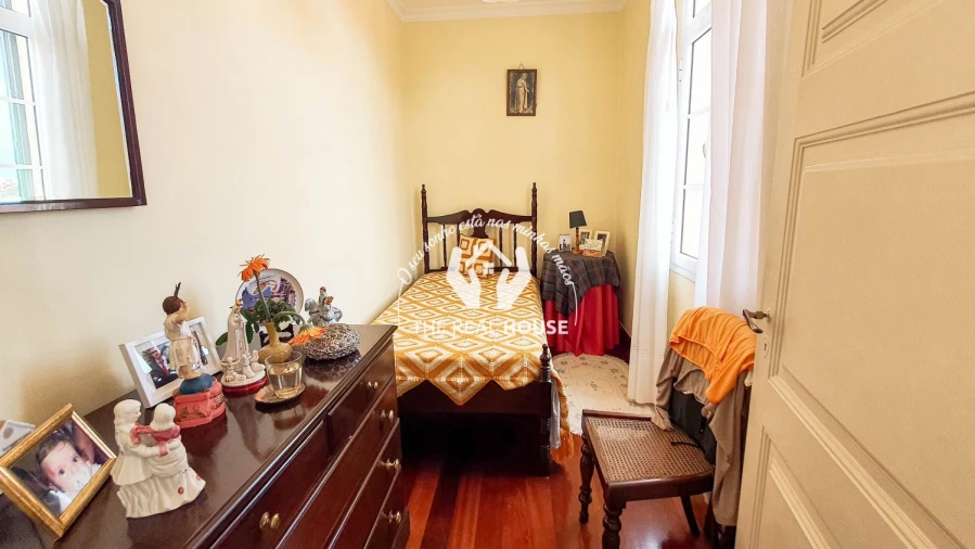 Moradia T2 para Venda em Funchal (Santa Luzia) Foto 5