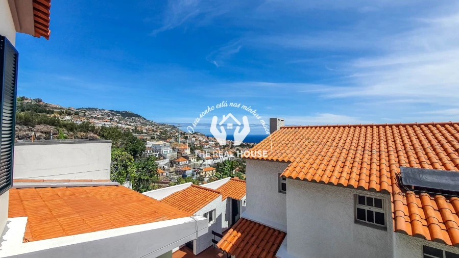 Moradia T2 para Venda em Funchal (Santa Luzia) Foto 3