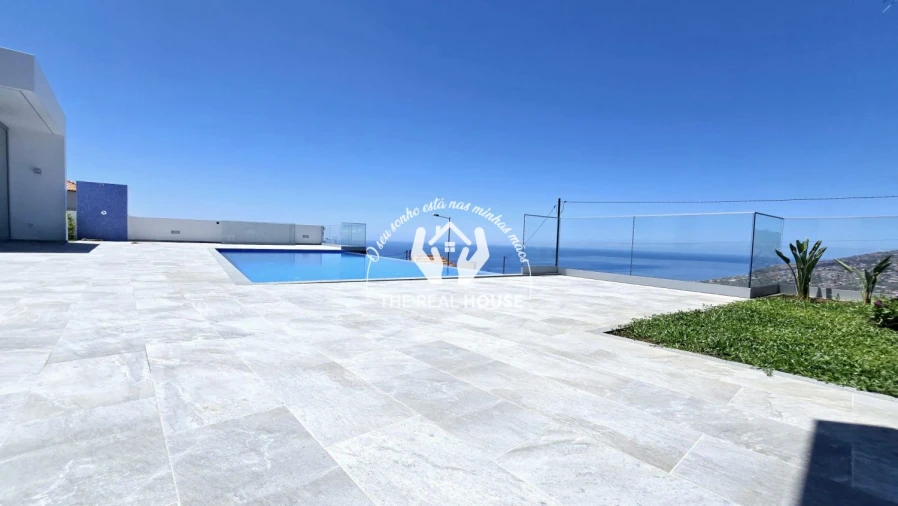 Moradia T3 para Venda em Calheta Foto 5