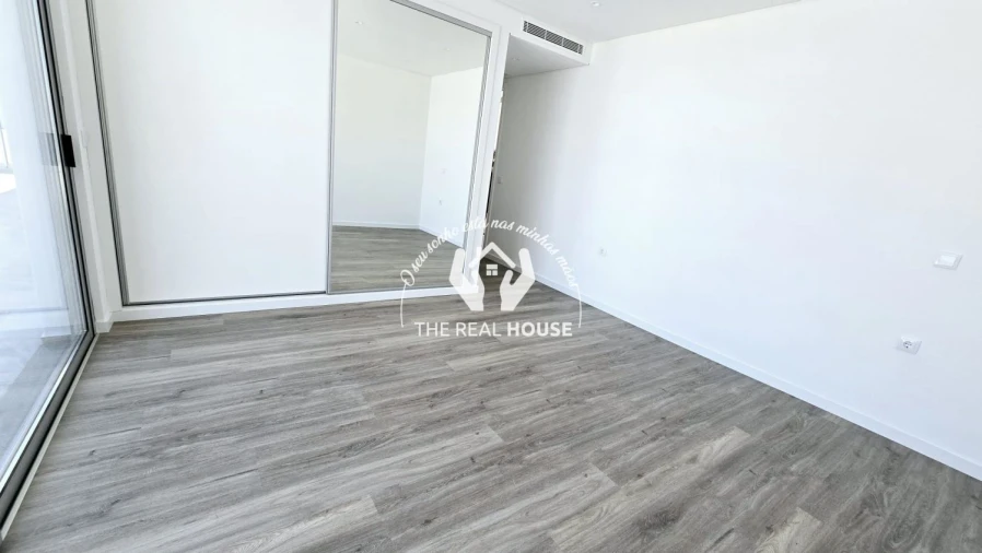 Moradia T3 para Venda em Calheta Foto 12