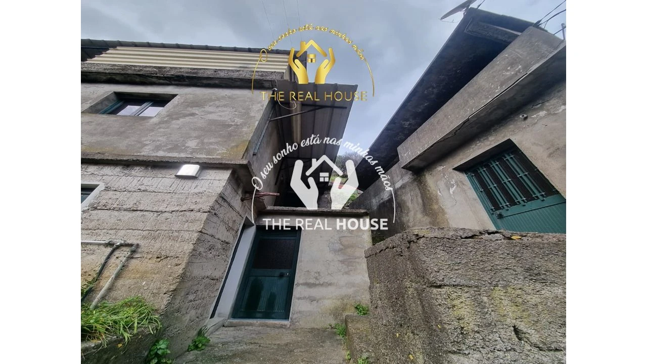 Moradia T2 para Venda em Ribeira Brava Foto 2