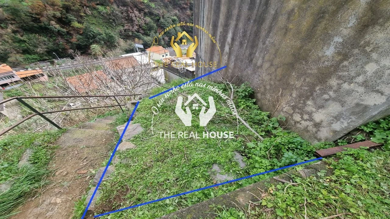 Moradia T3 para Venda em Ribeira Brava Foto 13