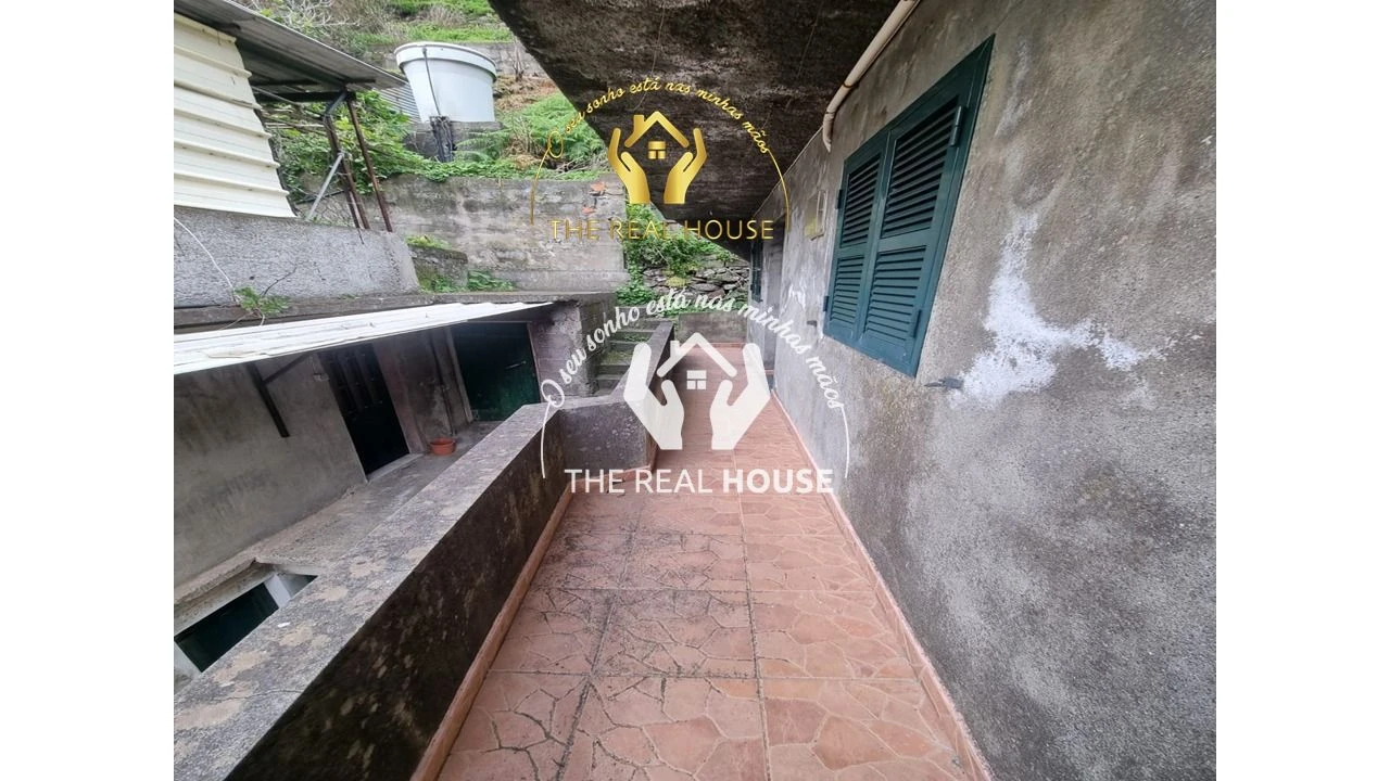 Moradia T3 para Venda em Ribeira Brava Foto 2