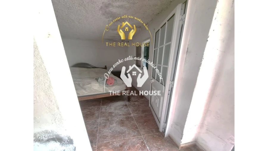 Moradia T3 para Venda em Ribeira Brava Foto 5