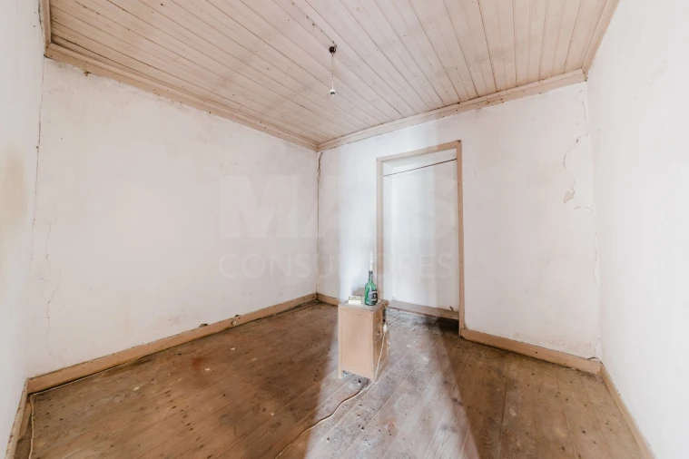 Moradia T5 para Venda em Aljubarrota Foto 9