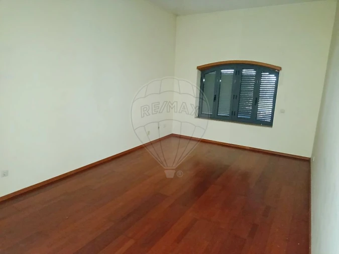 Apartamento T2 para Venda em Oliveira do Douro Foto 8