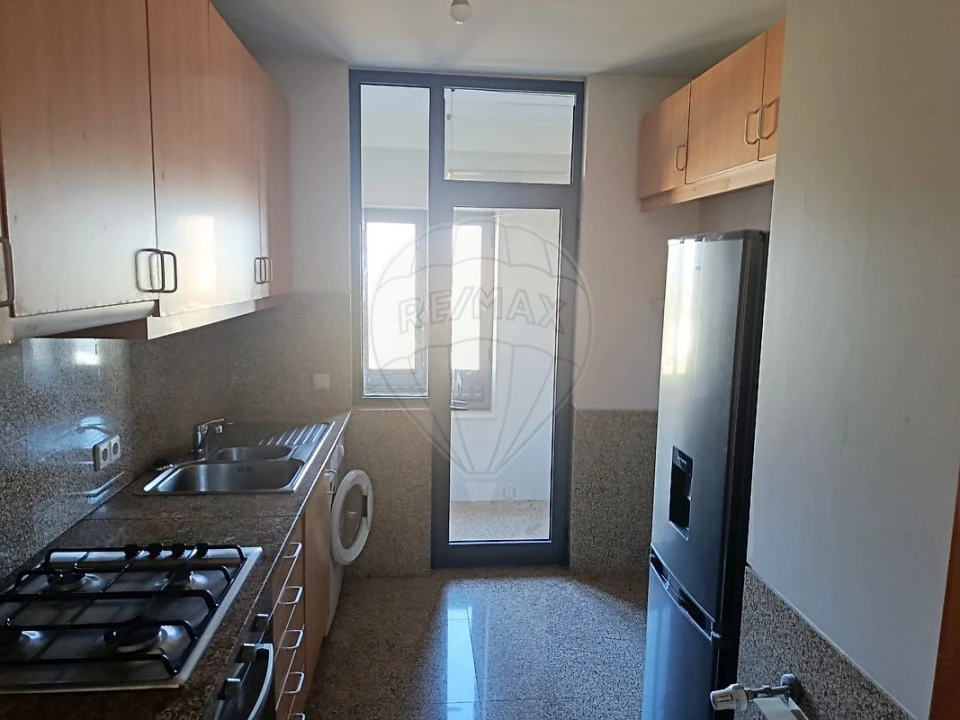 Apartamento T2 para Venda em Oliveira do Douro Foto 11