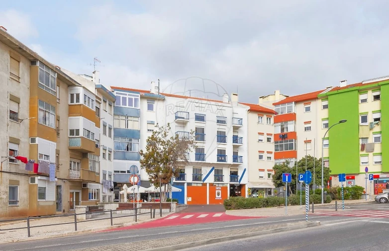 Apartamento T2 para Venda em Carnaxide e Queijas Foto 12