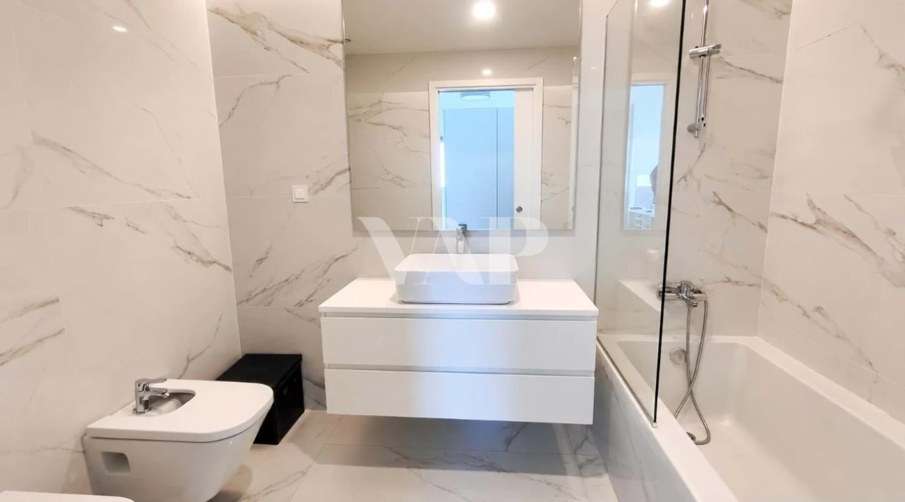 Apartamento T2 para Venda em Faro (Sé e São Pedro) Foto 9
