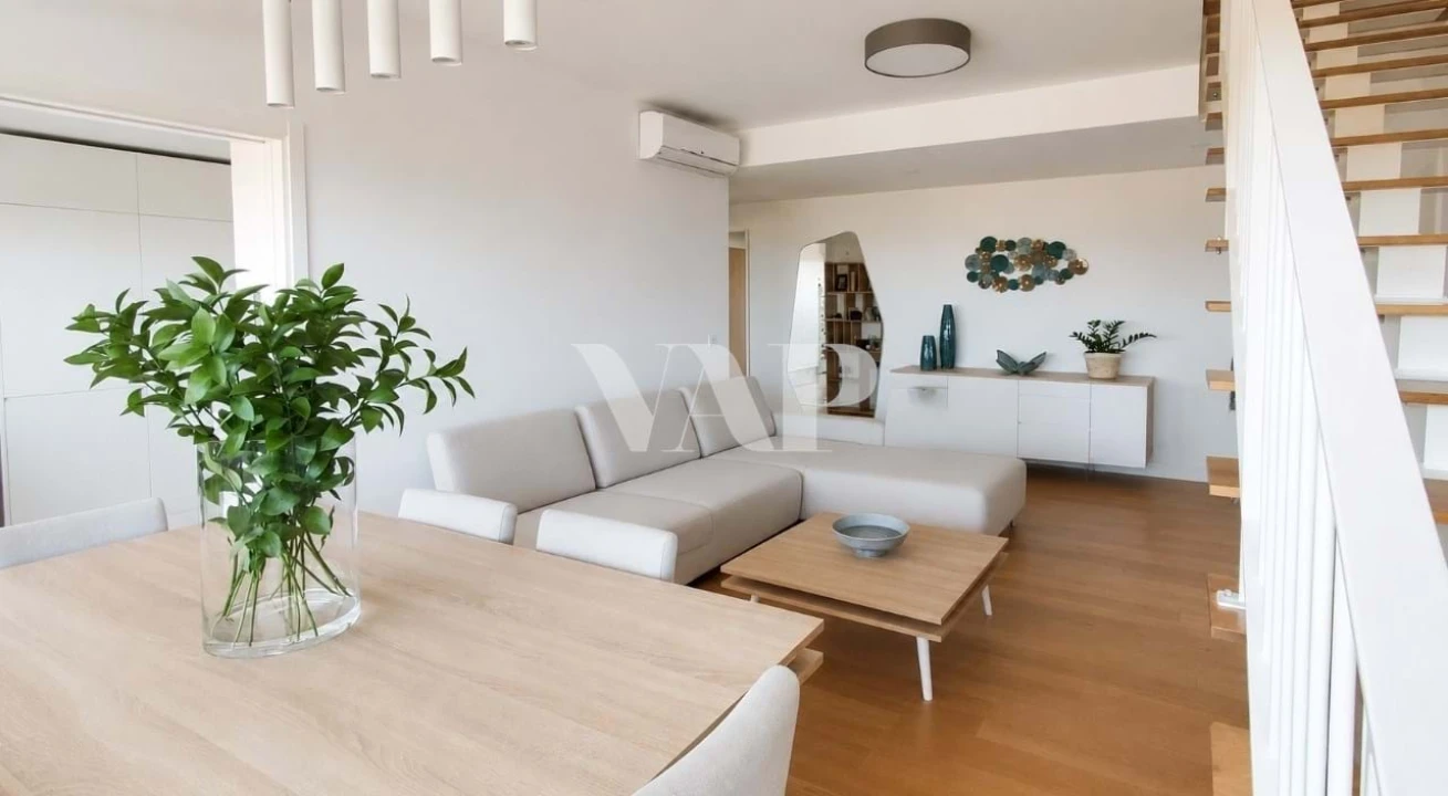Apartamento T2 para Venda em Faro (Sé e São Pedro) Foto 2