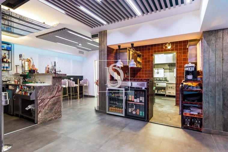 Negócio para Venda em Encosta do Sol Foto 2