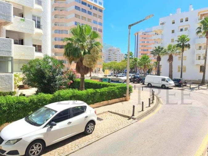 Apartamento T2 para Venda em Quarteira Foto 16