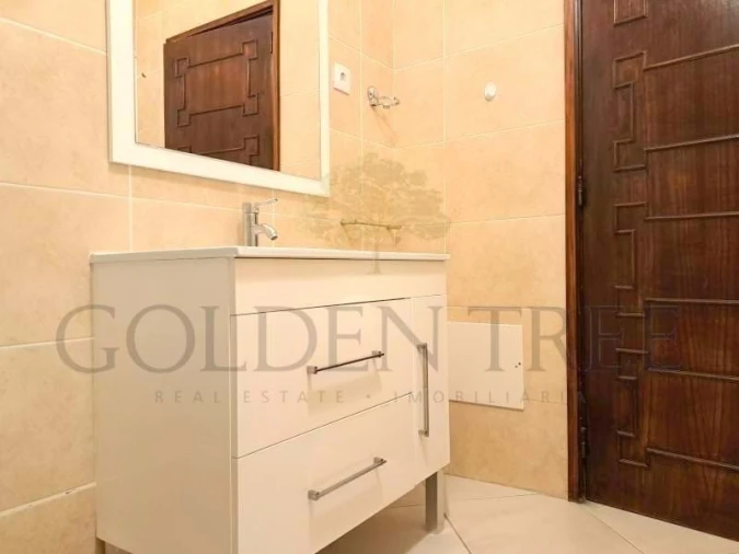 Apartamento T2 para Venda em Quarteira Foto 14