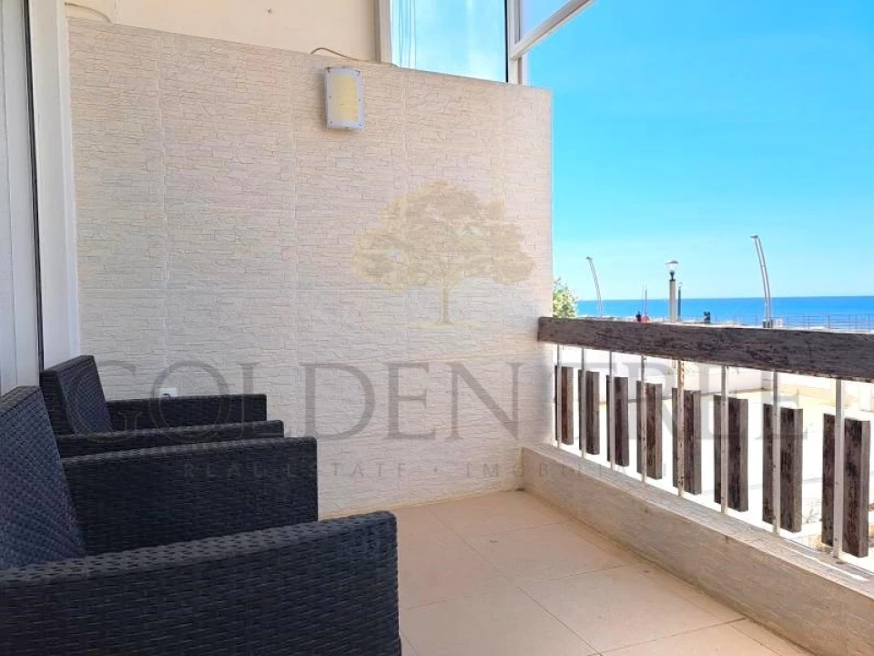 Apartamento T2 para Venda em Quarteira Foto 6