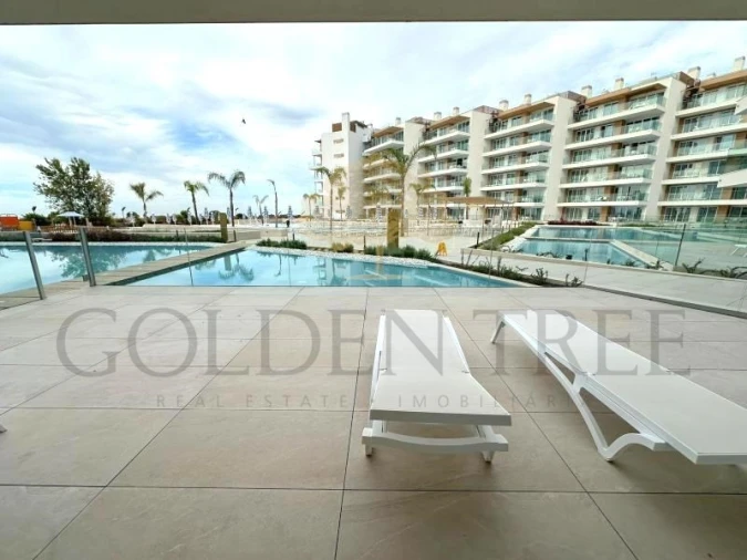 Apartamento T2 para Venda em Quarteira Foto 20