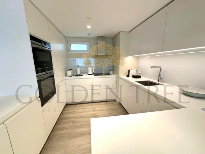 Apartamento T2 para Venda em Quarteira Foto 2