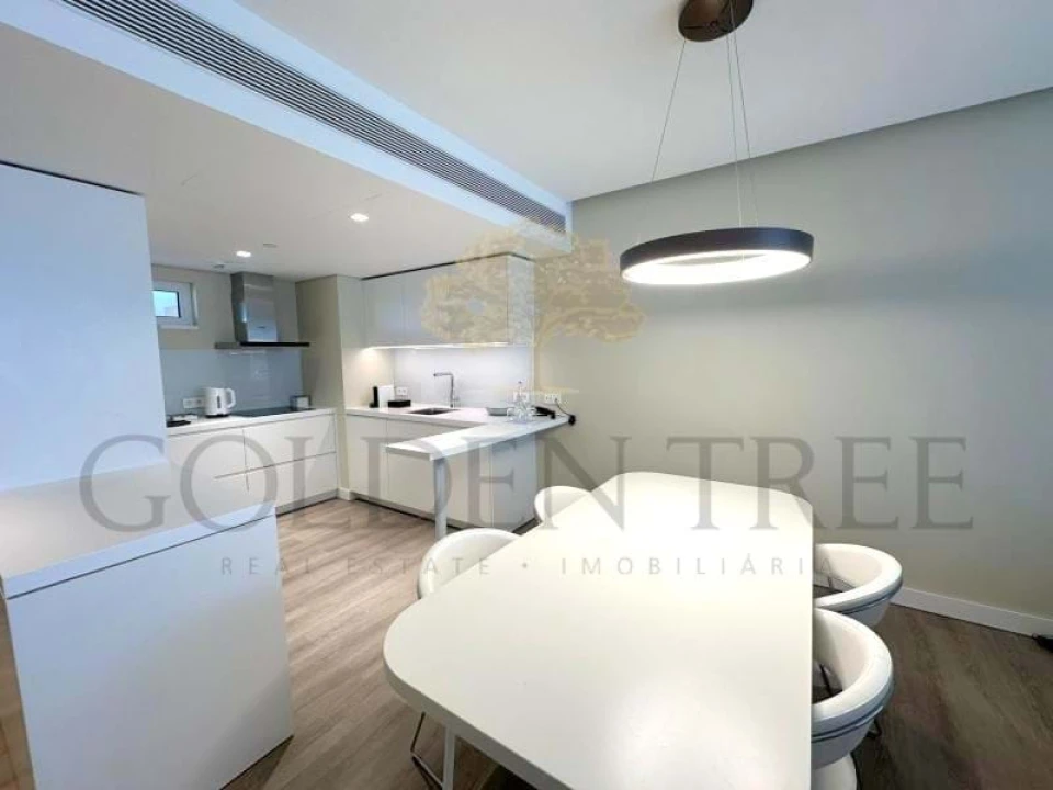 Apartamento T2 para Venda em Quarteira Foto 6