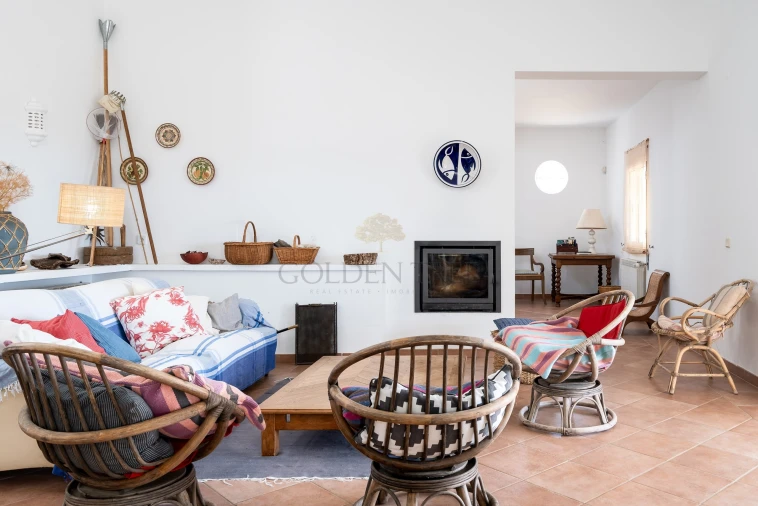 Moradia T5 para Venda em Loule (São Sebastião) Foto 4