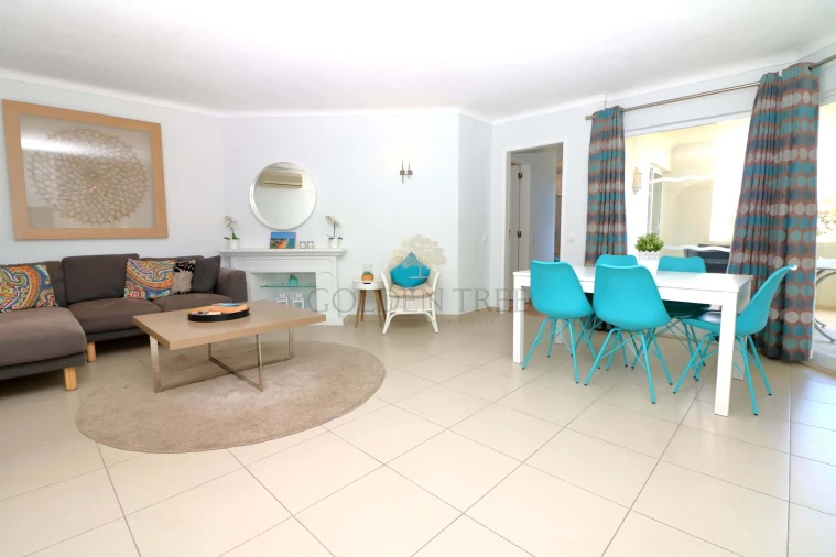 Apartamento T2 para Venda em Almancil Foto 6
