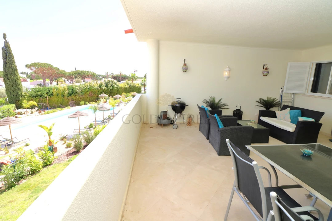 Apartamento T2 para Venda em Almancil Foto 14