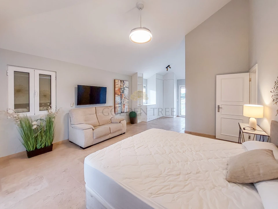 Apartamento T4 para Venda em Quarteira Foto 22