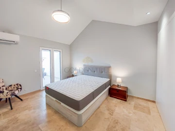 Apartamento T4 para Venda em Quarteira