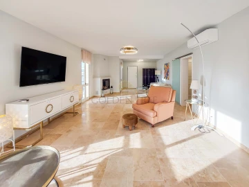 Apartamento T4 para Venda em Quarteira