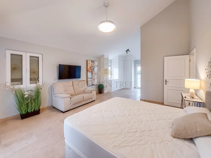 Apartamento T4 para Venda em Quarteira Foto 22