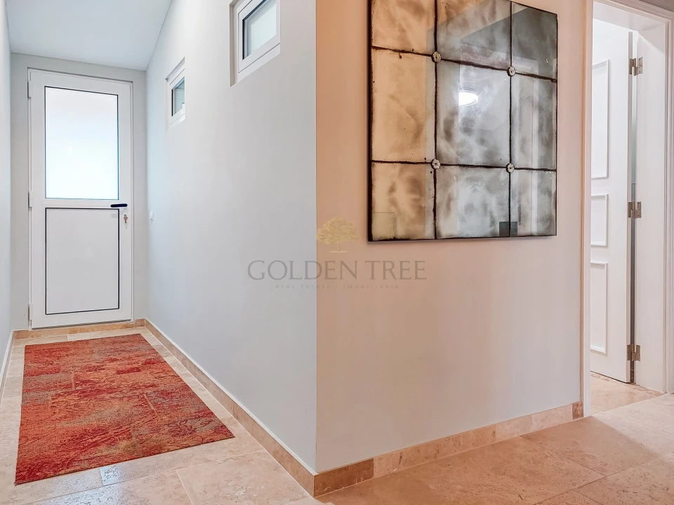 Apartamento T4 para Venda em Quarteira Foto 18