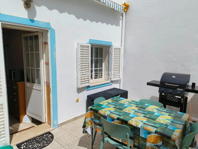 Moradia T2 para Arrendamento em Santa Luzia Foto 9