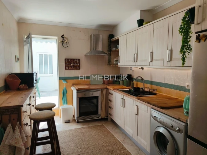 Moradia T2 para Arrendamento em Santa Luzia Foto 7