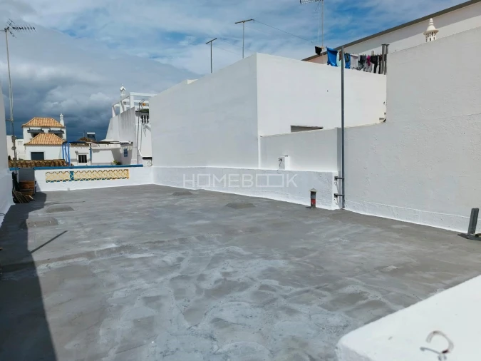 Moradia T2 para Arrendamento em Santa Luzia Foto 17