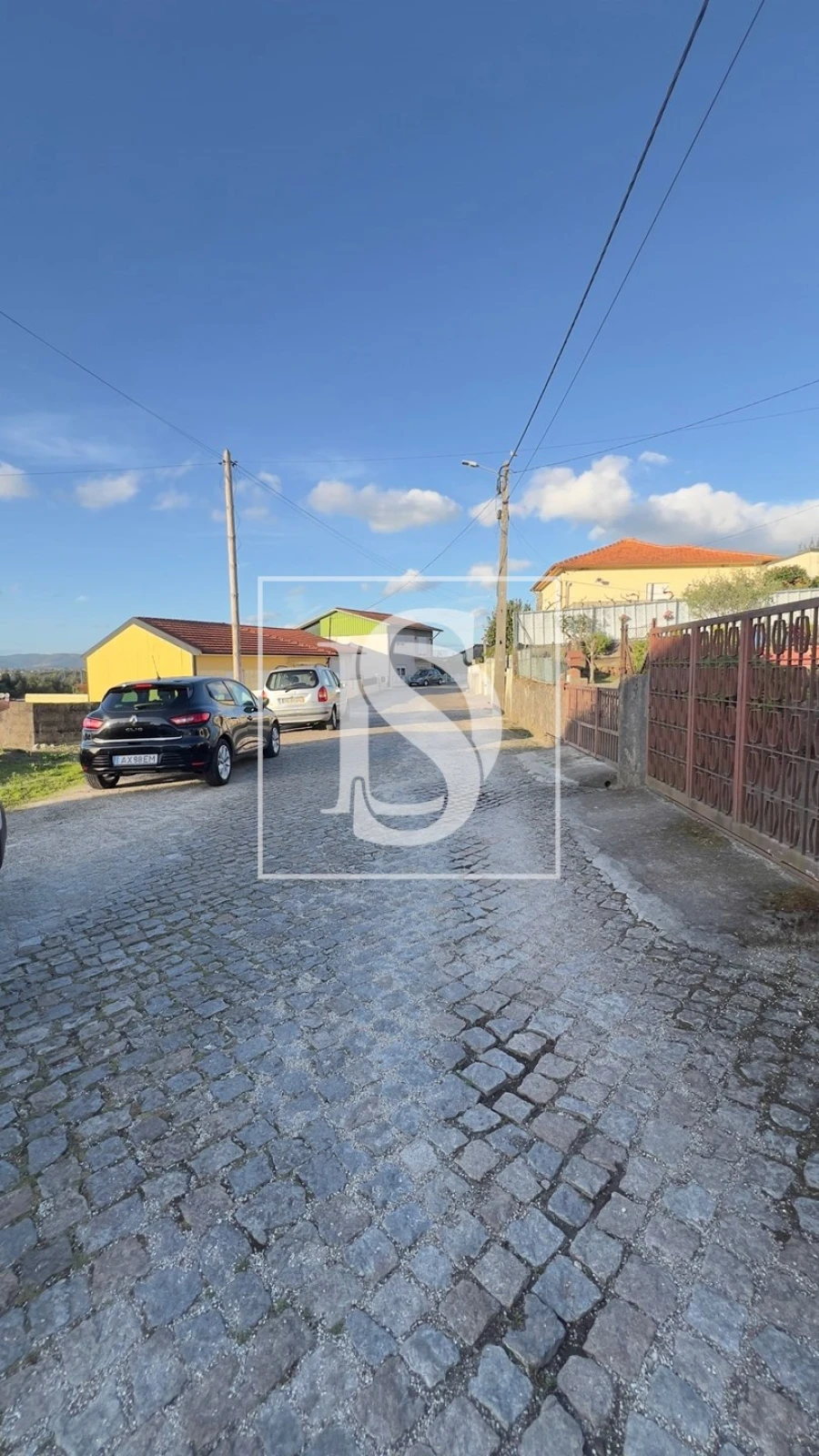 Terreno para Venda em Santo Tirso, Couto (Santa Cristina e São Miguel) e Burgães Foto 3