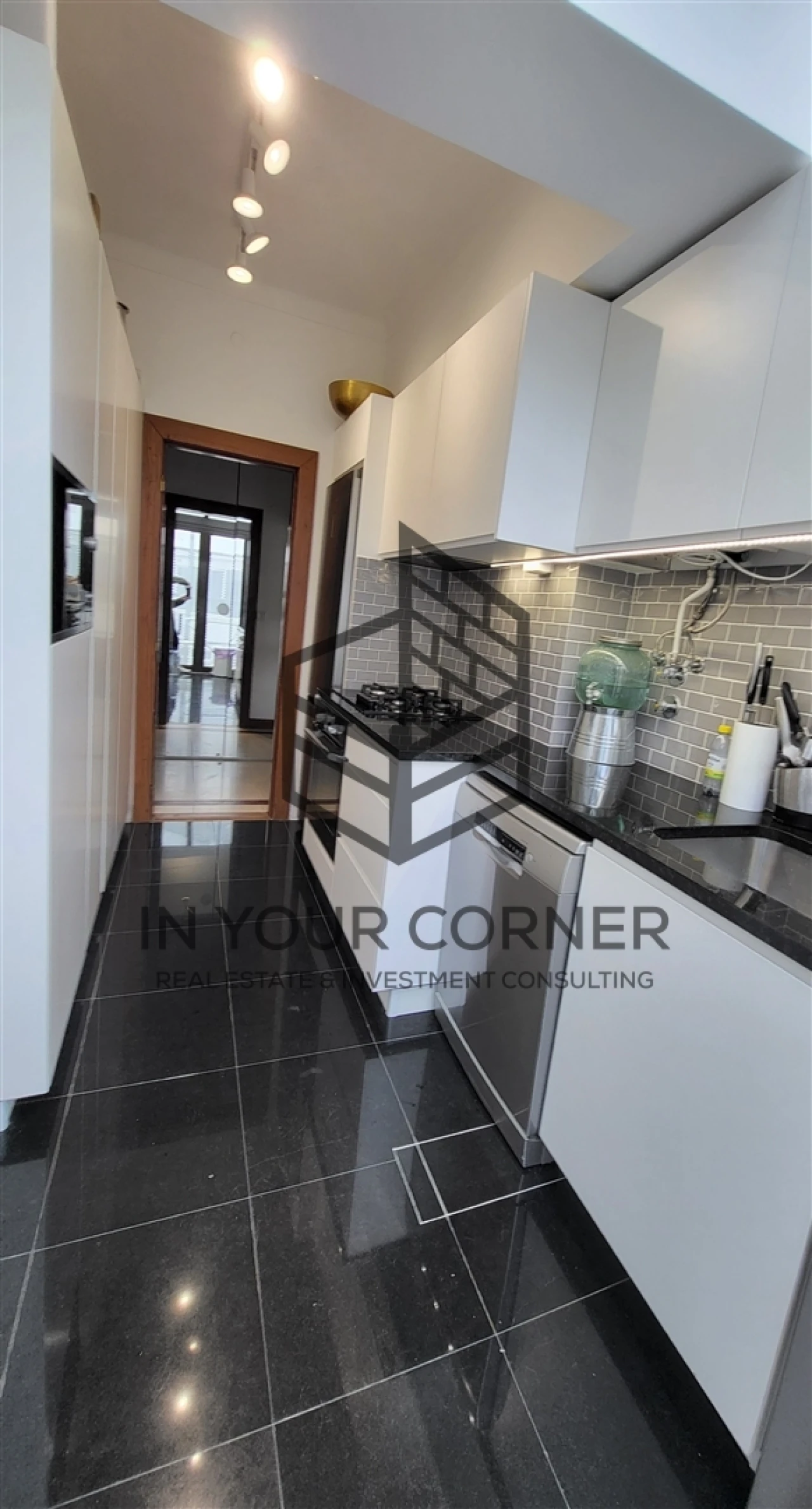 Apartamento T1 para Venda em Arroios Foto 14