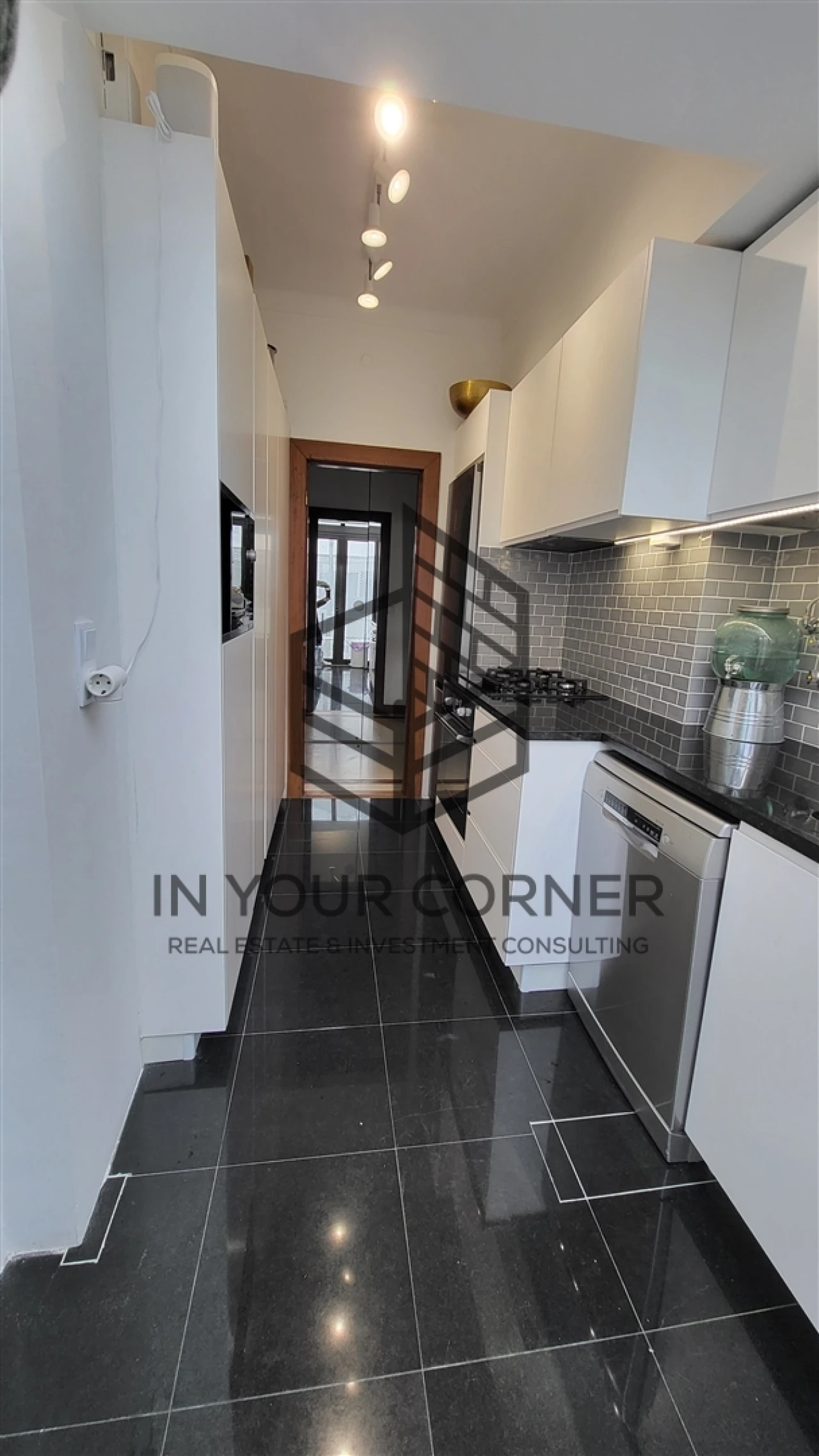 Apartamento T1 para Venda em Arroios Foto 12