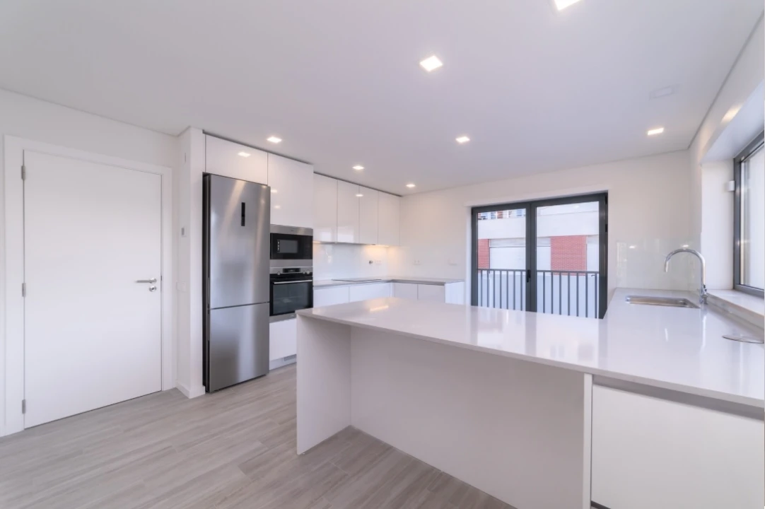 Moradia T4 para Venda em Tavarede Foto 2