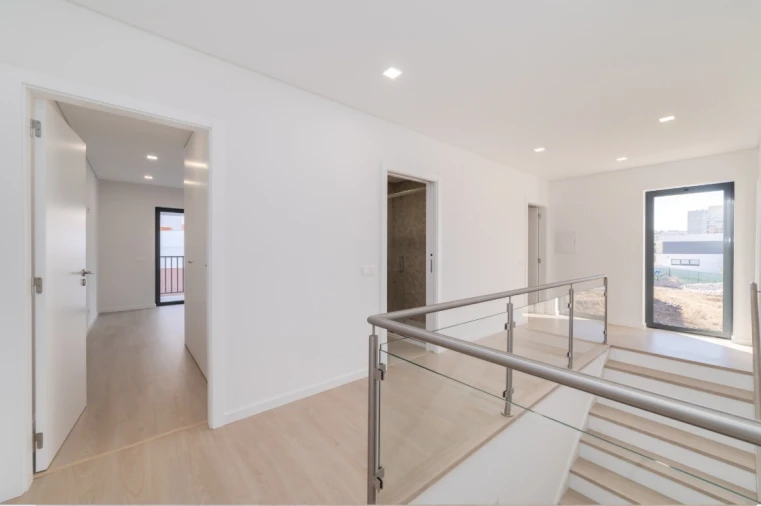 Moradia T4 para Venda em Tavarede Foto 21